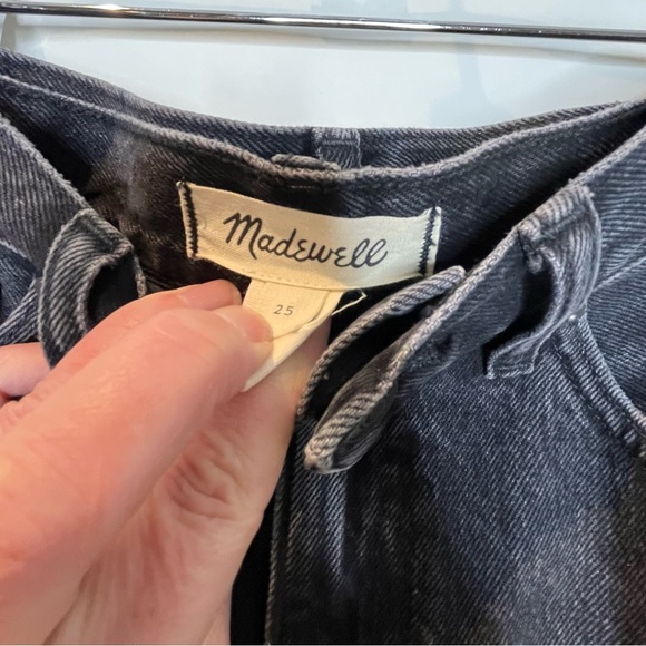 Madewell | Denim Mid-Rise Maxi Skirt in Lunar Wash - Picture 7 of 7